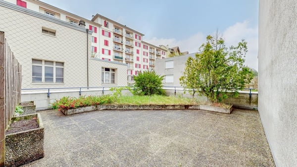 Appartement 2.5 pièces au 4ème étage avec ascenseur 3