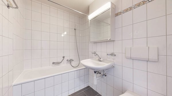 Appartement 2.5 pièces au 4ème étage avec ascenseur 9