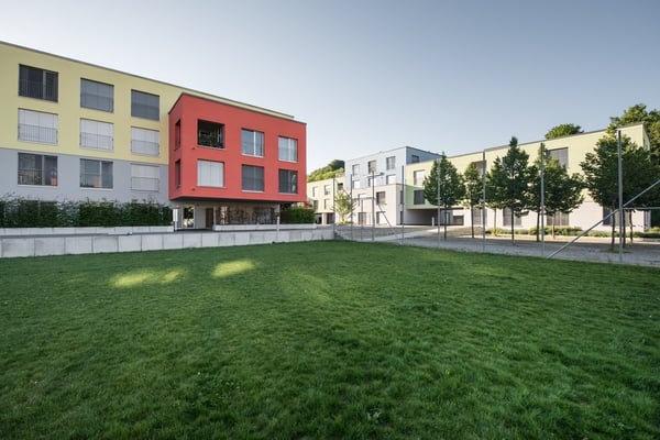 Gross, modern, perfekt gelegen = Ihr neues Zuhause 11
