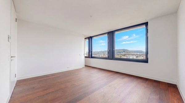 Wohnen auf höchstem Niveau - mit atemberaubendem Blick über Basel 9