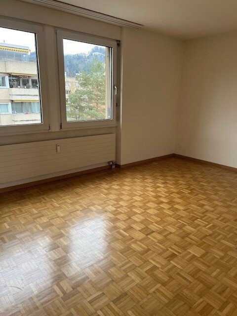 Ruhige Wohnlage mit Blick auf die Stockhornkette! 6