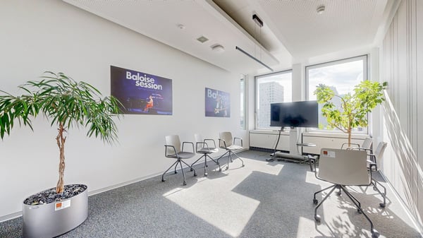 Moderne Bürofläche in Zürich-West rund 1'070 m² mit individuellem Ausbaupotenzial 12