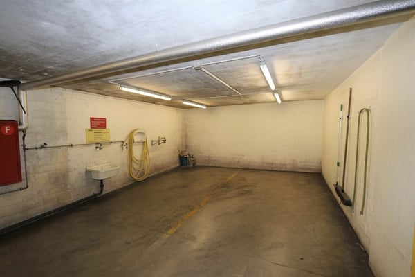 Haben Sie genug von der Parkplatzsuche? Wir haben die Lösung! 6