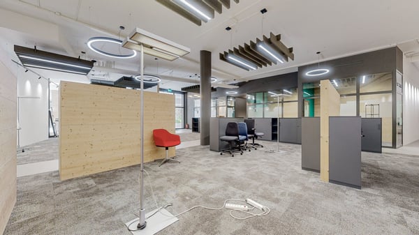 Moderne, lichtdurchflutete Bürofläche an zentraler Lage in Chur bezugsbereit und flexibel 6