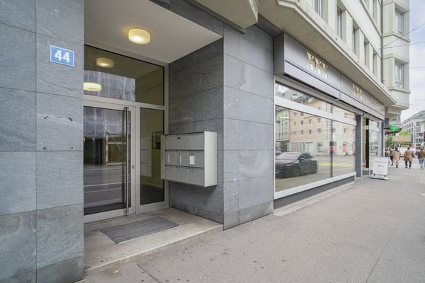 Ladenlokal mit grosszügigem Schaufenster 4