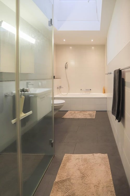 Exklusive Dachwohnung mit 2 Terrassen an top Lage 9