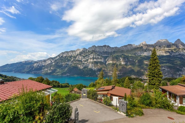 Einfamilienhaus mit traumhafter Walensee- und Bergsicht 11