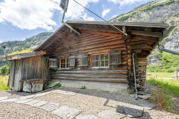 Maiensäss im Hochtal Bargis zu verkaufen 10