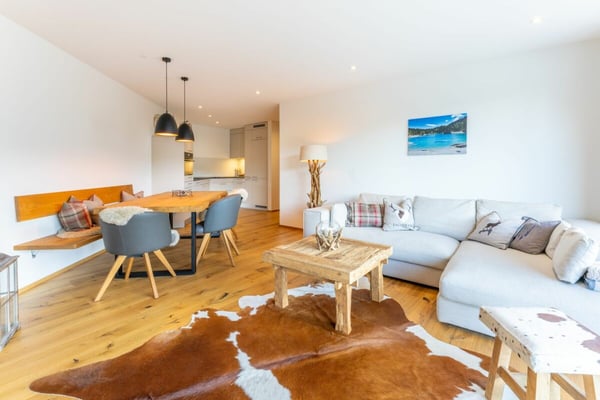 Neuwertige 3.5 Zimmerwohnung Haus Miraselva, Flims Waldhaus 2