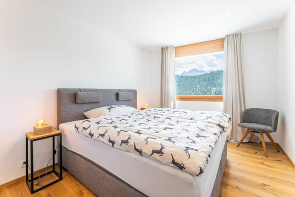 Neuwertige 3.5 Zimmerwohnung Haus Miraselva, Flims Waldhaus 7