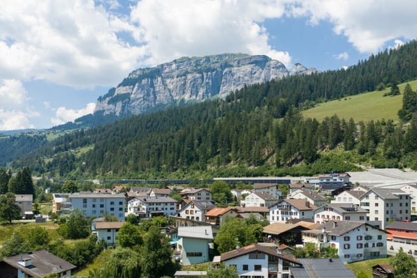 3 1/2 Zimmer Erdgeschosswohnung an ruhiger Lage zu verkaufen 17