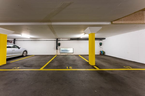 3 1/2 Zimmer Erdgeschosswohnung an ruhiger Lage zu verkaufen 13