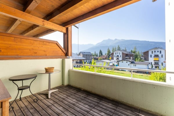 2 1/2 Zimmerwohnung im Surselvapark LAAX zu verkaufen 10