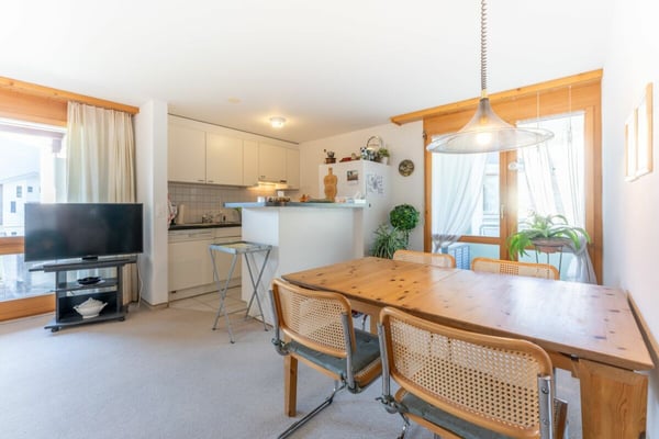 2 1/2 Zimmerwohnung im Surselvapark LAAX zu verkaufen 3