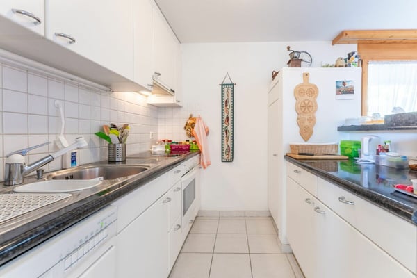 2 1/2 Zimmerwohnung im Surselvapark LAAX zu verkaufen 4