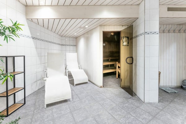 Studio im 4. Stock mit schöner Aussicht Richtung Süden 12