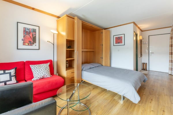 Studio im 4. Stock mit schöner Aussicht Richtung Süden 4