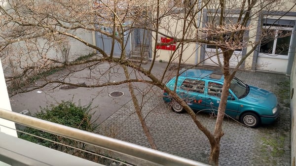 renoviert an zentraler und ruhiger Lage 8