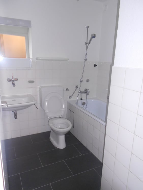 renoviert, zentral, ruhig und hell, Nähe Wettsteinplatz & Claraplatz 4