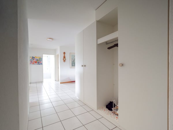 4.5-Zimmer-Eigentumswohnung mit Garten, Garage und Carport 5