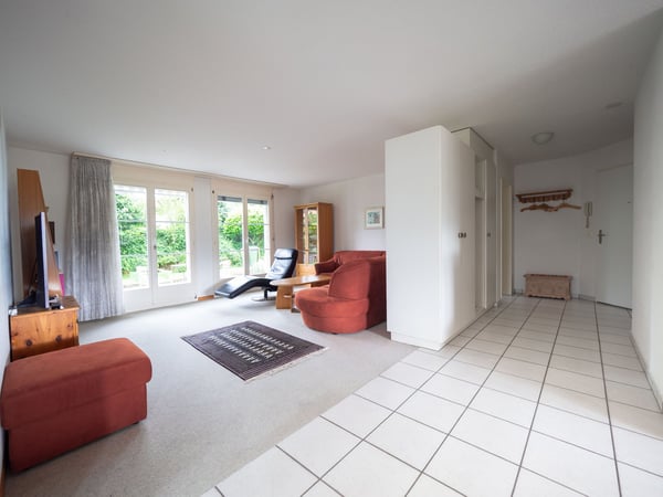 4.5-Zimmer-Eigentumswohnung mit Garten, Garage und Carport 3