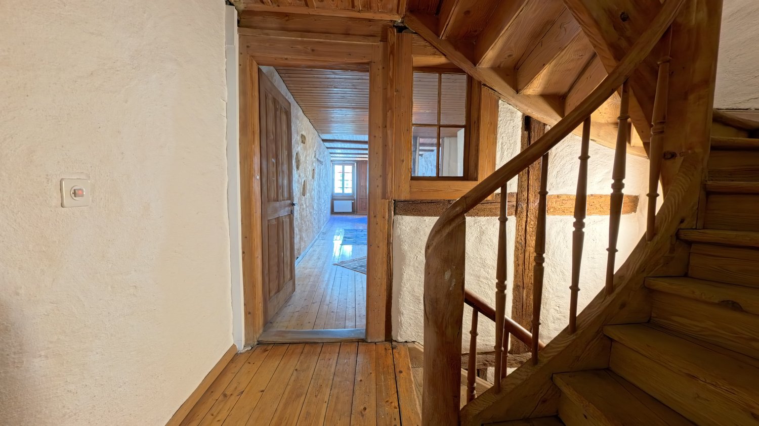 Immobilie in Nidau - Historisches Altstadthaus mit Wohn- und Gewerbeteil in Nidau - Bild 4