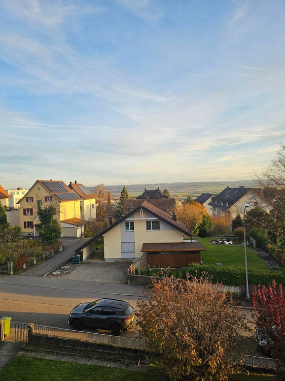 1.5-Zimmerwohnung im 2. Obergeschoss an ruhiger Lage mit Alpensicht 9