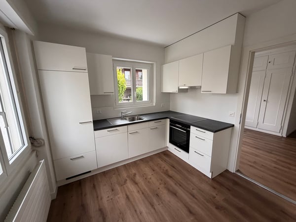 Helle 3.5-Zimmer-Wohnung mit Balkon in Grenchen 2