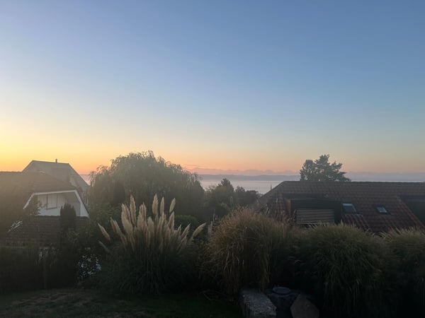 Wunderbares Einfamilienhaus mit Pool und Doppelgarage 14