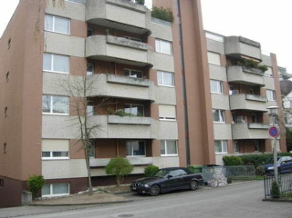 5-Zimmer-Wohnung im Zentrum von Reinach vis-à-vis Kantonalbank per 16. Januar 2027