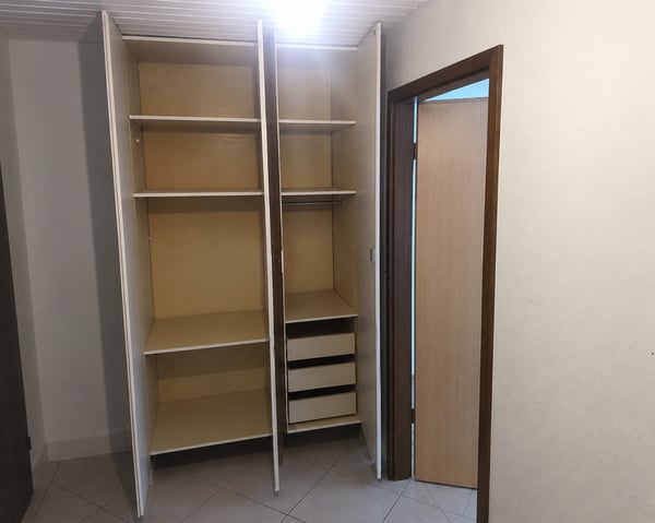Schöne 2-Zimmer-Wohnung an zentraler Lage mit grossem Balkon 8