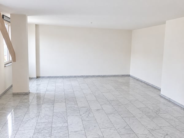 Grosszügige 2.5-Zimmer-Wohnung an zentraler Lage (Nähe Rhein, Universitätsspital, UKBB, Biozentrum) 2