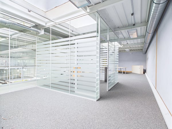 Verkaufsfläche und Büroräumlichkeiten im Industriequartier ab 144m2-686m2 19