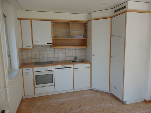 Büro/Praxisräumlichkeiten nähe Bahnhof zu vermieten 2