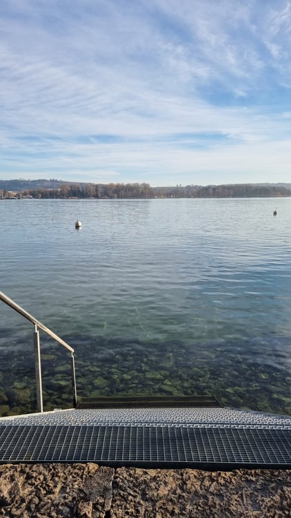 Mit eigenem Seeanstoss 25