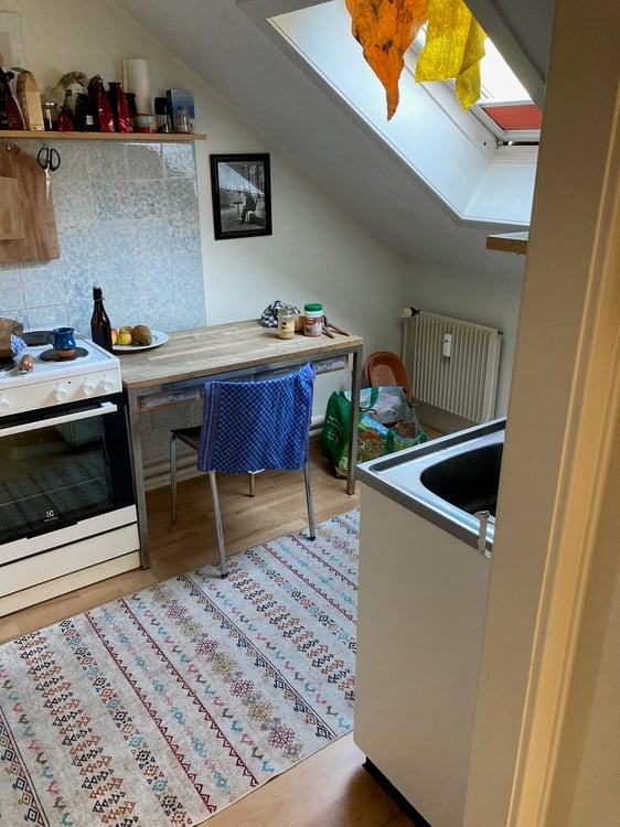 Charmante 2-Zimmer-Wohnung mit schöner Aussicht in Biel 8