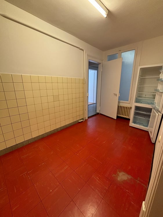 Charmante 1.5-Zimmer-Wohnung an der Bahnhofstrasse in Biel 8