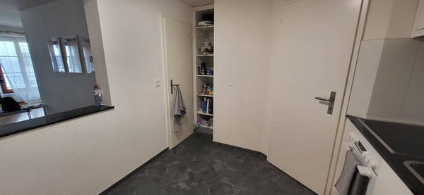 Möchten Sie zentral wohnen? 2.5 Zimmerwohnung, 2. OG rechts 17