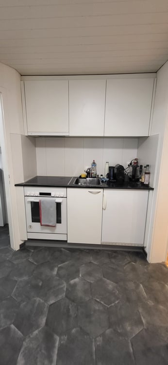 Möchten Sie zentral wohnen? 2.5 Zimmerwohnung, 2. OG rechts 10