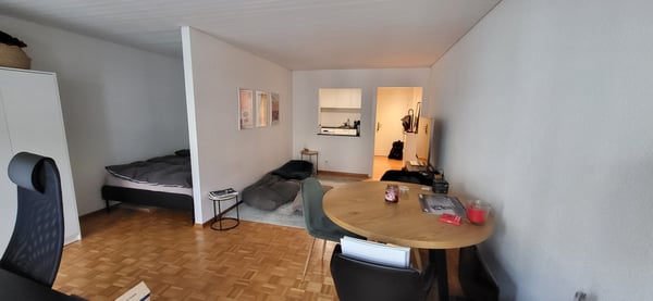 Möchten Sie zentral wohnen? 2.5 Zimmerwohnung, 2. OG rechts 22