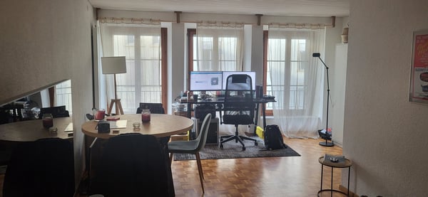 Möchten Sie zentral wohnen? 2.5 Zimmerwohnung, 2. OG rechts 21