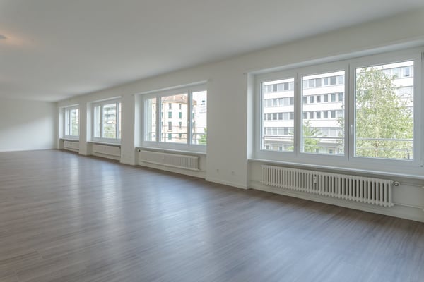 Grosszügige Gewerbefläche im 1.OG Zentraler Lage 4