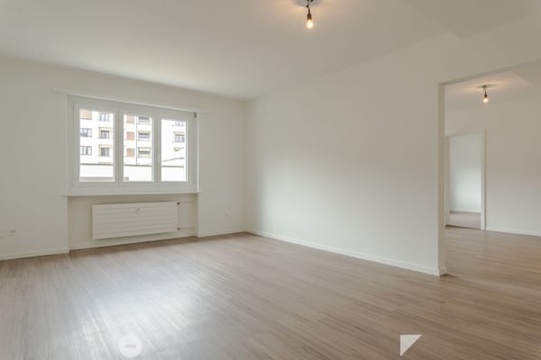 Grosszügige Gewerbefläche im 1.OG Zentraler Lage 7