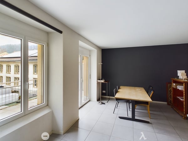 Charmante 5.5-Zimmer-Duplex-Wohnung im Herzen von Biel 3