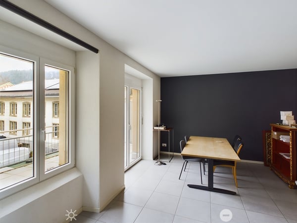 Charmante 5.5-Zimmer-Duplex-Wohnung im Herzen von Biel 3
