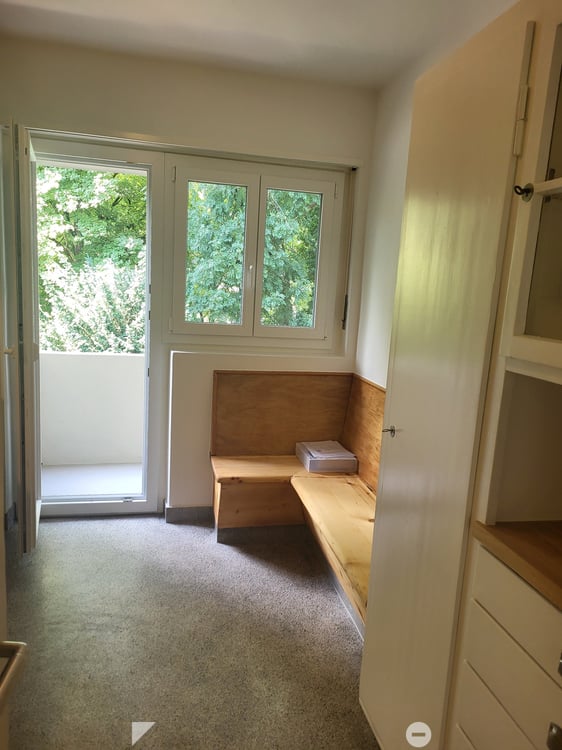 Helle 3-Zimmer-Wohnung mit Balkon an der General-Dufour-Strasse in Biel 4