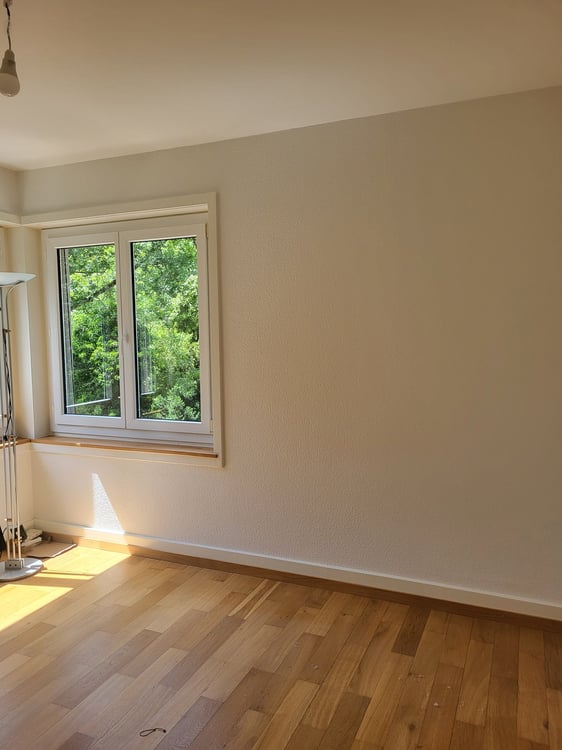 Helle 3-Zimmer-Wohnung mit Balkon an der General-Dufour-Strasse in Biel 5