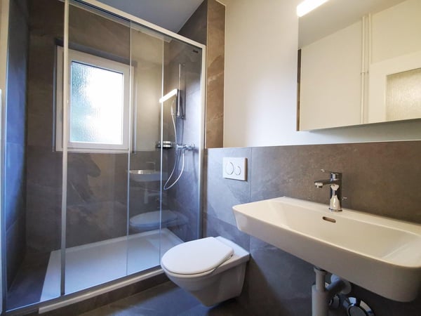 Helle 3-Zimmer-Wohnung mit Balkon an der General-Dufour-Strasse in Biel 13