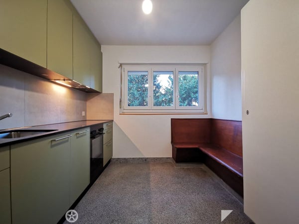 Helle 3-Zimmer-Wohnung mit Balkon an der General-Dufour-Strasse in Biel 3