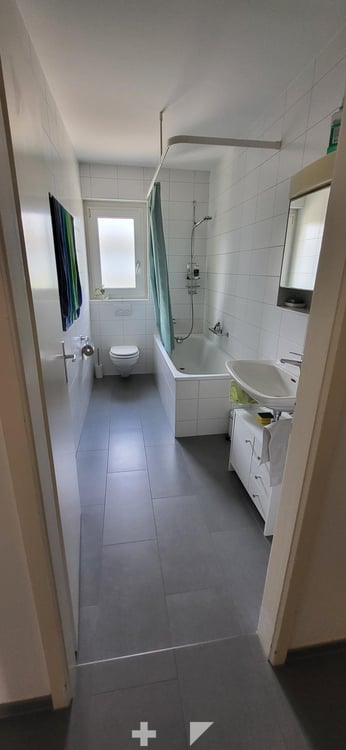 3-Zimmerwohnung mit Balkon, 1. OG rechts 6